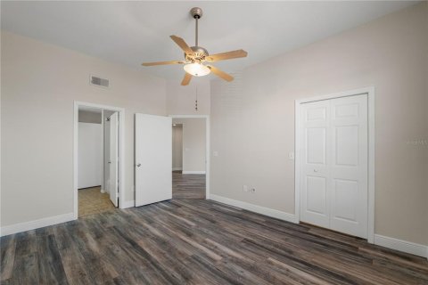 Condo in Lutz, Florida, 2 bedrooms  № 1850205 - photo 14