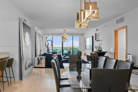 Condo in Bay Harbor Islands, Florida, 3 bedrooms  № 1936403 - photo 4