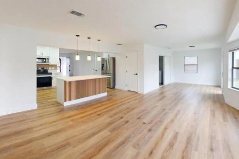 Villa ou maison à vendre à Kissimmee, Floride: 4 chambres, 171.13 m2 № 2434915 - photo 3