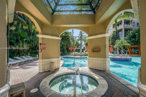 Condominio en alquiler en Aventura, Florida, 2 dormitorios, 115.66 m2 № 2088440 - foto 11