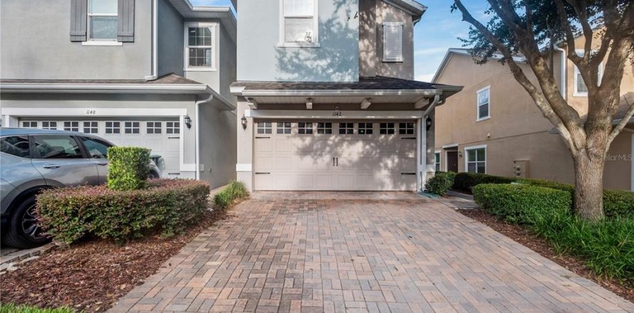 Townhouse in Apopka, Florida 3 bedrooms, 158.21 sq.m. № 1894846