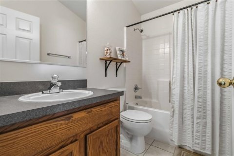 Condo in Bradenton, Florida, 3 bedrooms № 2209141 - photo 26