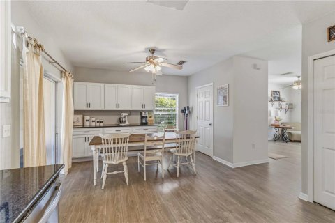 Condo in Bradenton, Florida, 3 bedrooms № 2209141 - photo 16