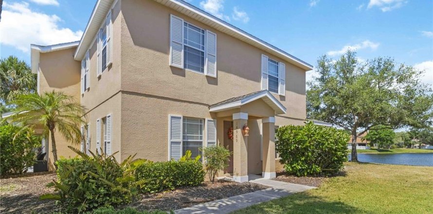 Condo in Bradenton, Florida, 3 bedrooms № 2209141