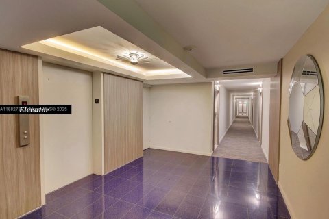 Купить кондоминиум в Майами-Бич, Флорида 2 спальни, 81.75м2, № 1940949 - фото 16