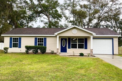 House in Ocala, Florida 4 bedrooms, 106.09 sq.m. № 847107 - photo 1