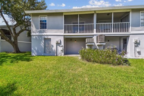 Condo in Treasure Island, Florida, 2 bedrooms  № 1874072 - photo 7