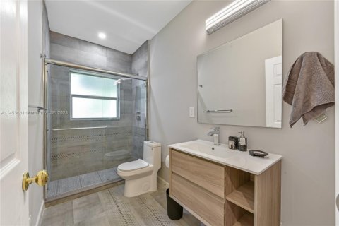 Casa en venta en Fort Lauderdale, Florida, 3 dormitorios, 254.09 m2 № 1753628 - foto 23