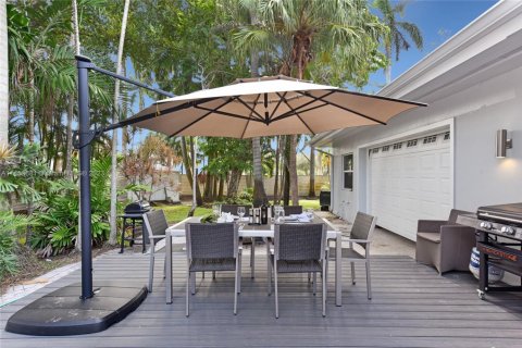 Casa en venta en Fort Lauderdale, Florida, 3 dormitorios, 254.09 m2 № 1753628 - foto 28
