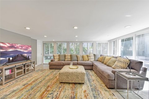 Casa en venta en Fort Lauderdale, Florida, 3 dormitorios, 254.09 m2 № 1753628 - foto 9