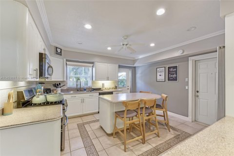 Casa en venta en Fort Lauderdale, Florida, 3 dormitorios, 254.09 m2 № 1753628 - foto 27