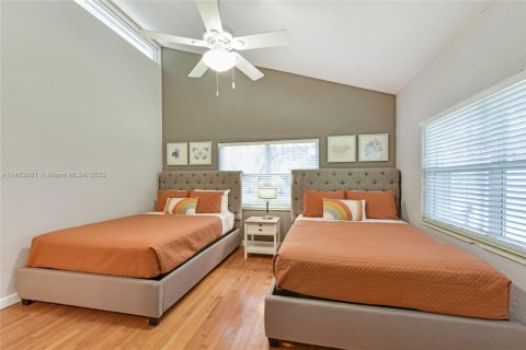 Casa en venta en Fort Lauderdale, Florida, 3 dormitorios, 254.09 m2 № 1753628 - foto 24