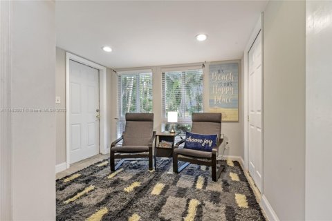 Casa en venta en Fort Lauderdale, Florida, 3 dormitorios, 254.09 m2 № 1753628 - foto 16