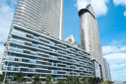 Condo in Miami, Florida, 1 bedroom  № 1975690
