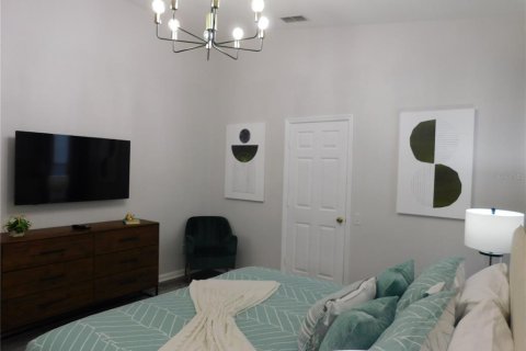 House in Kissimmee, Florida 4 bedrooms, 170.38 sq.m. № 1718111 - photo 3