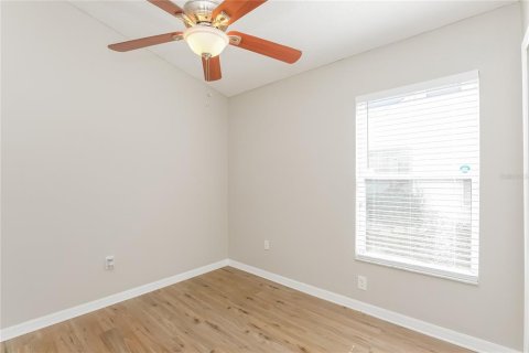 House in Ruskin, Florida 3 bedrooms, 124.49 sq.m. № 2201803 - photo 12