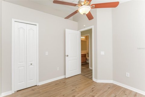 House in Ruskin, Florida 3 bedrooms, 124.49 sq.m. № 2201803 - photo 14