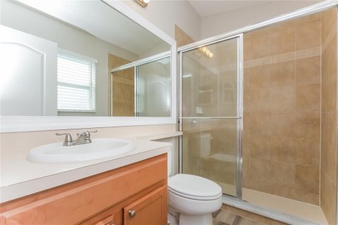 House in Ruskin, Florida 3 bedrooms, 124.49 sq.m. № 2201803 - photo 9