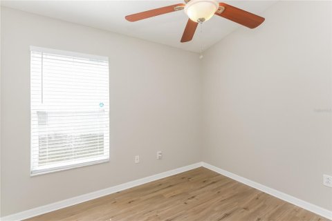 House in Ruskin, Florida 3 bedrooms, 124.49 sq.m. № 2201803 - photo 13