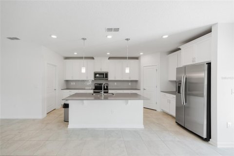 Casa en alquiler en Ocoee, Florida, 5 dormitorios, 203.83 m2 № 1894931 - foto 13