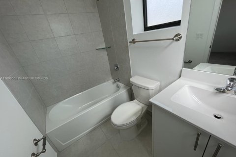 Villa ou maison à louer à Homestead, Floride: 3 chambres, 123.37 m2 № 1945926 - photo 27