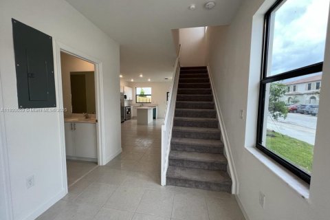 Villa ou maison à louer à Homestead, Floride: 3 chambres, 123.37 m2 № 1945926 - photo 7