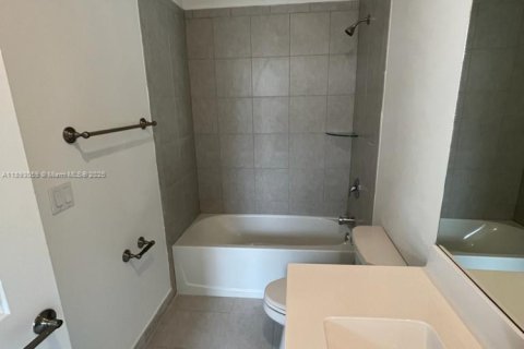 Villa ou maison à louer à Homestead, Floride: 3 chambres, 123.37 m2 № 1945926 - photo 19