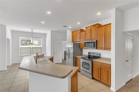 Villa ou maison à vendre à Ocoee, Floride: 4 chambres, 351.17 m2 № 2223145 - photo 16