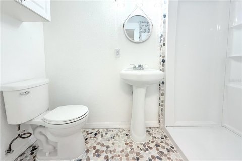 House in Port Richey, Florida 2 bedrooms, 132.66 sq.m. № 1876702 - photo 16