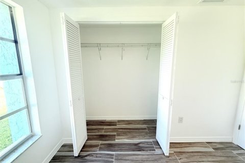 House in Port Richey, Florida 2 bedrooms, 132.66 sq.m. № 1876702 - photo 23