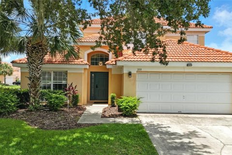 House in Davenport, Florida 5 bedrooms, 195.65 sq.m. № 1803861 - photo 1