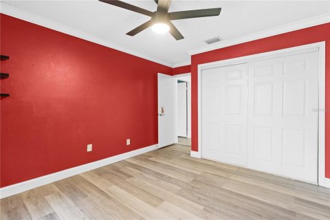 Condo in Temple Terrace, Florida, 2 bedrooms № 2149452 - photo 28