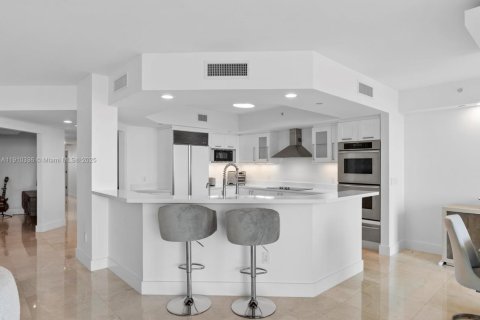 Купить кондоминиум в Авентура, Флорида 4 спальни, 327.39м2, № 1966779 - фото 9