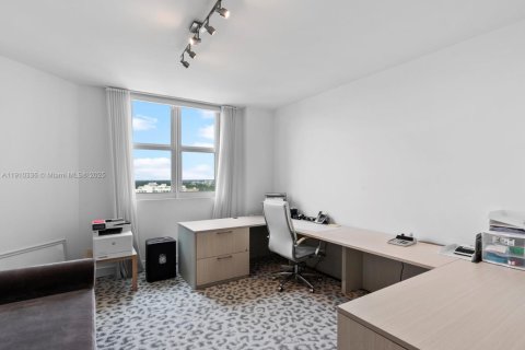 Купить кондоминиум в Авентура, Флорида 4 спальни, 327.39м2, № 1966779 - фото 30