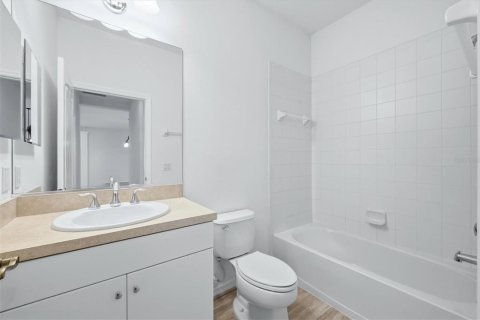 Villa ou maison à vendre à Parrish, Floride: 4 chambres, 220.36 m2 № 2091901 - photo 21