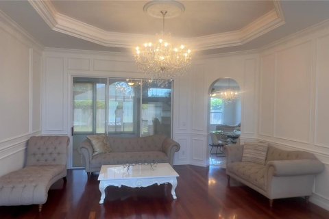 Villa ou maison à louer à Ocala, Floride: 3 chambres, 218.51 m2 № 2406419 - photo 3