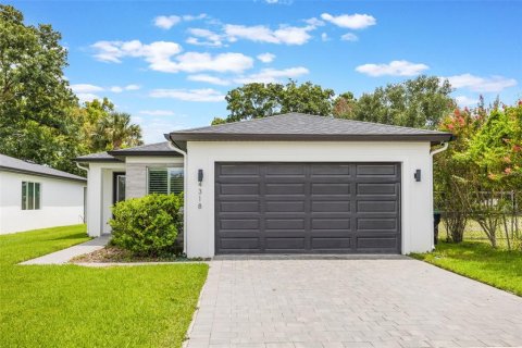 House in Orlando, Florida 3 bedrooms, 176.89 sq.m. № 1843293 - photo 2