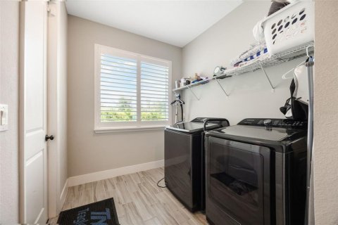 House in Orlando, Florida 3 bedrooms, 176.89 sq.m. № 1843293 - photo 21