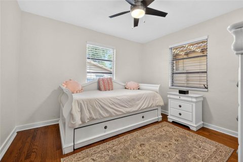 Villa ou maison à louer à Gulfport, Floride: 2 chambres, 102.94 m2 № 2155931 - photo 21