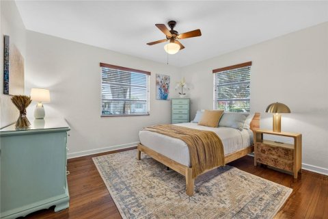 Villa ou maison à louer à Gulfport, Floride: 2 chambres, 102.94 m2 № 2155931 - photo 18
