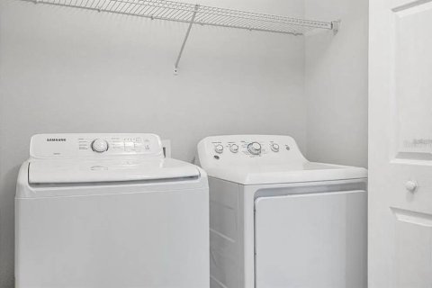 Touwnhouse à vendre à Riverview, Floride: 3 chambres, 140 m2 № 1816241 - photo 6