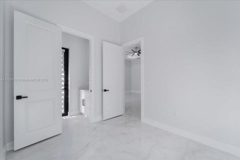 Villa ou maison à vendre à Lehigh Acres, Floride: 3 chambres, 180.42 m2 № 1863562 - photo 20