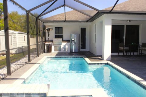 House in Lutz, Florida 4 bedrooms, 226.59 sq.m. № 1718936 - photo 14