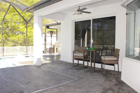 House in Lutz, Florida 4 bedrooms, 226.59 sq.m. № 1718936 - photo 7