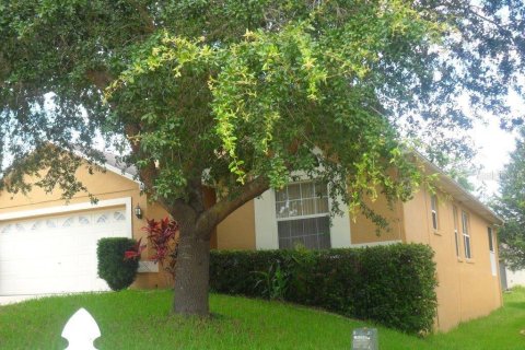 Villa ou maison à louer à Groveland, Floride: 4 chambres, 169.27 m2 № 1822611 - photo 2