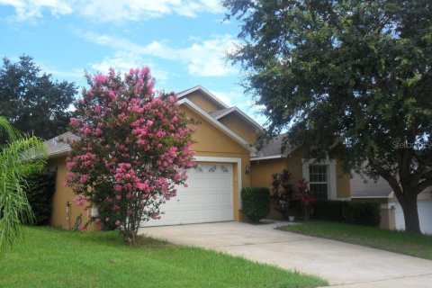 Villa ou maison à louer à Groveland, Floride: 4 chambres, 169.27 m2 № 1822611 - photo 13