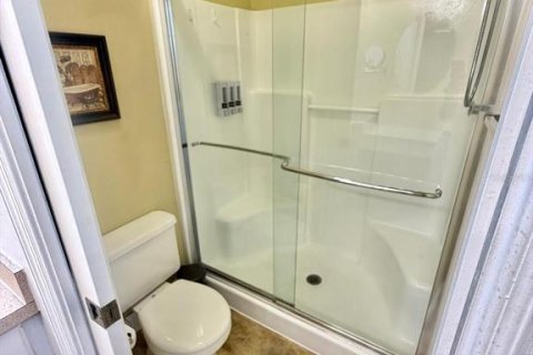 Copropriété à vendre à Kissimmee, Floride: 2 chambres, 108.51 m2 № 2138531 - photo 2