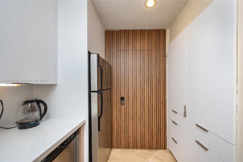 Купить кондоминиум в Майами, Флорида 2 спальни, 88.72м2, № 2089490 - фото 10