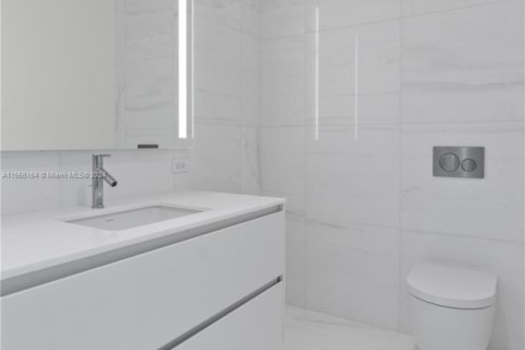 Copropriété à vendre à Miami, Floride: 3 chambres, 285.95 m2 № 1865363 - photo 21
