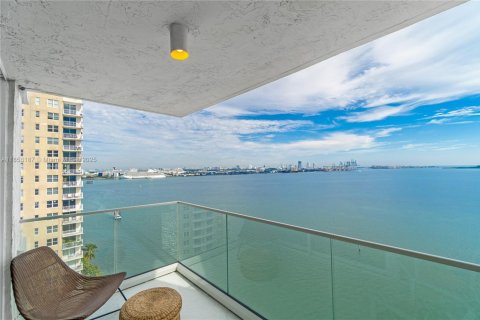 Copropriété à louer à Miami, Floride: 2 chambres, 92.9 m2 № 1888925 - photo 5